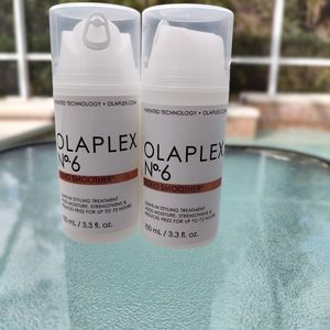 - Olaplex No 6 leave in styling treatment